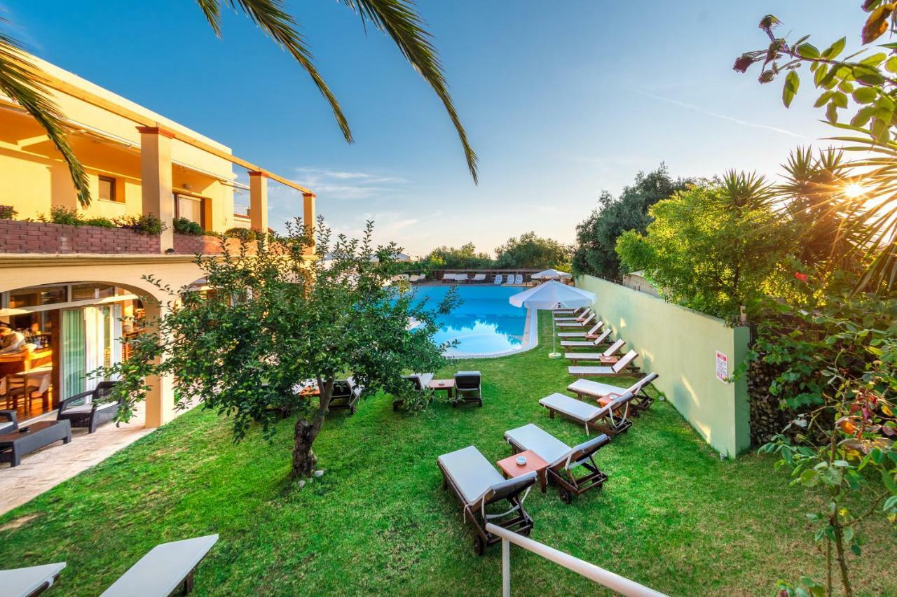 Hawaii Accommodation Пелекас Екстер'єр фото